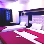 Nityas Homestays